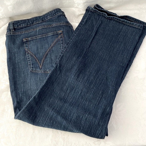 Venezia (Lane Bryant) Size 8 Bootcut - Picture 1 of 7